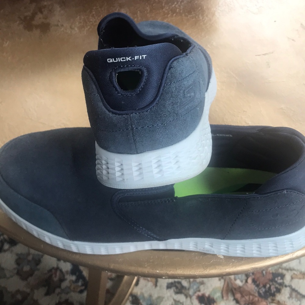 Skechers Goga Max Slip on comfort shoe